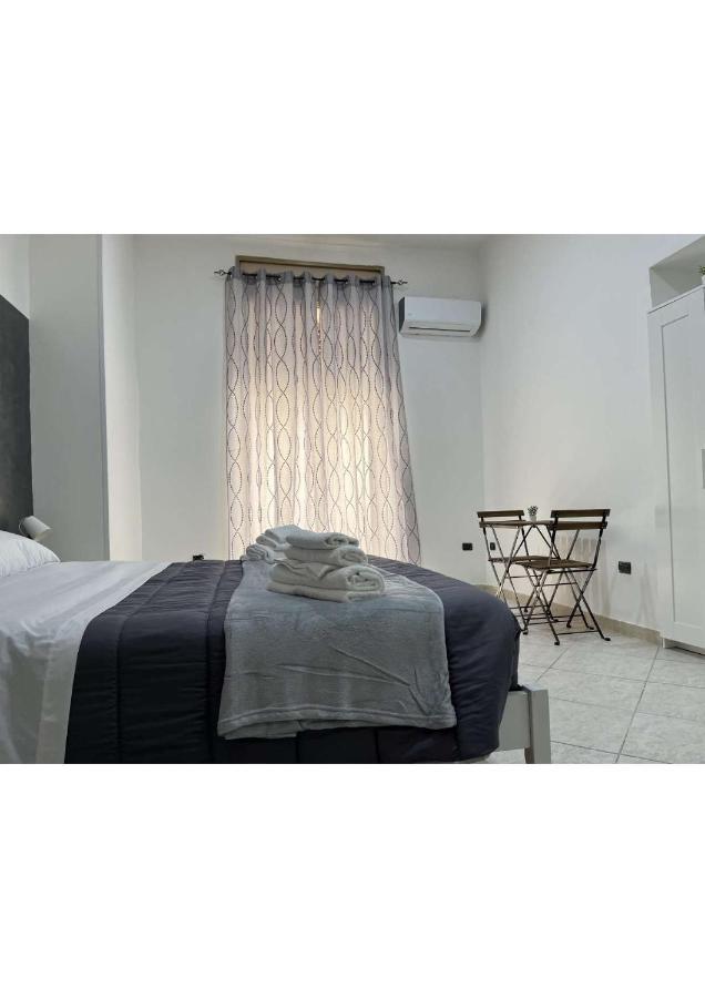 La Svolta Rooms Napels Buitenkant foto